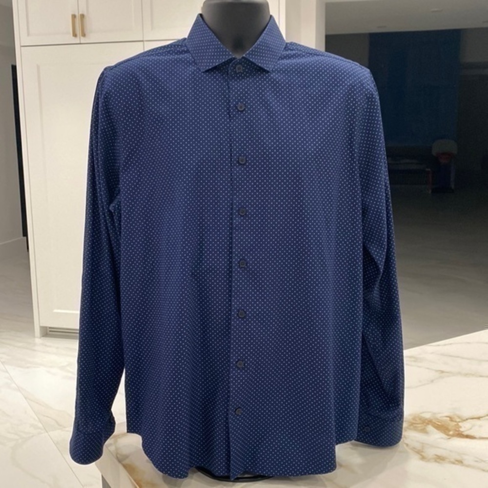 Express Button Down Large (16-16.5)